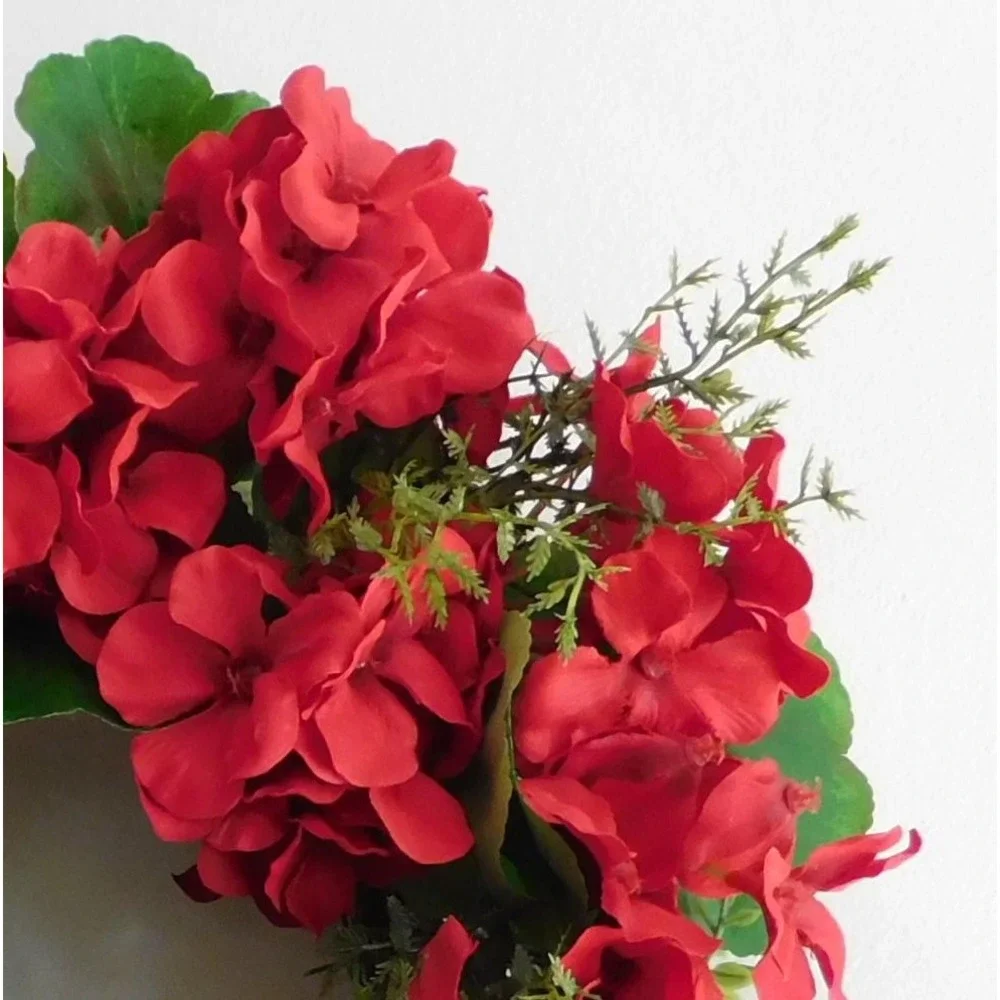 Small Red Geranium Wreath, Spring Summer, Housewarming Gift, Cabinet Wreath